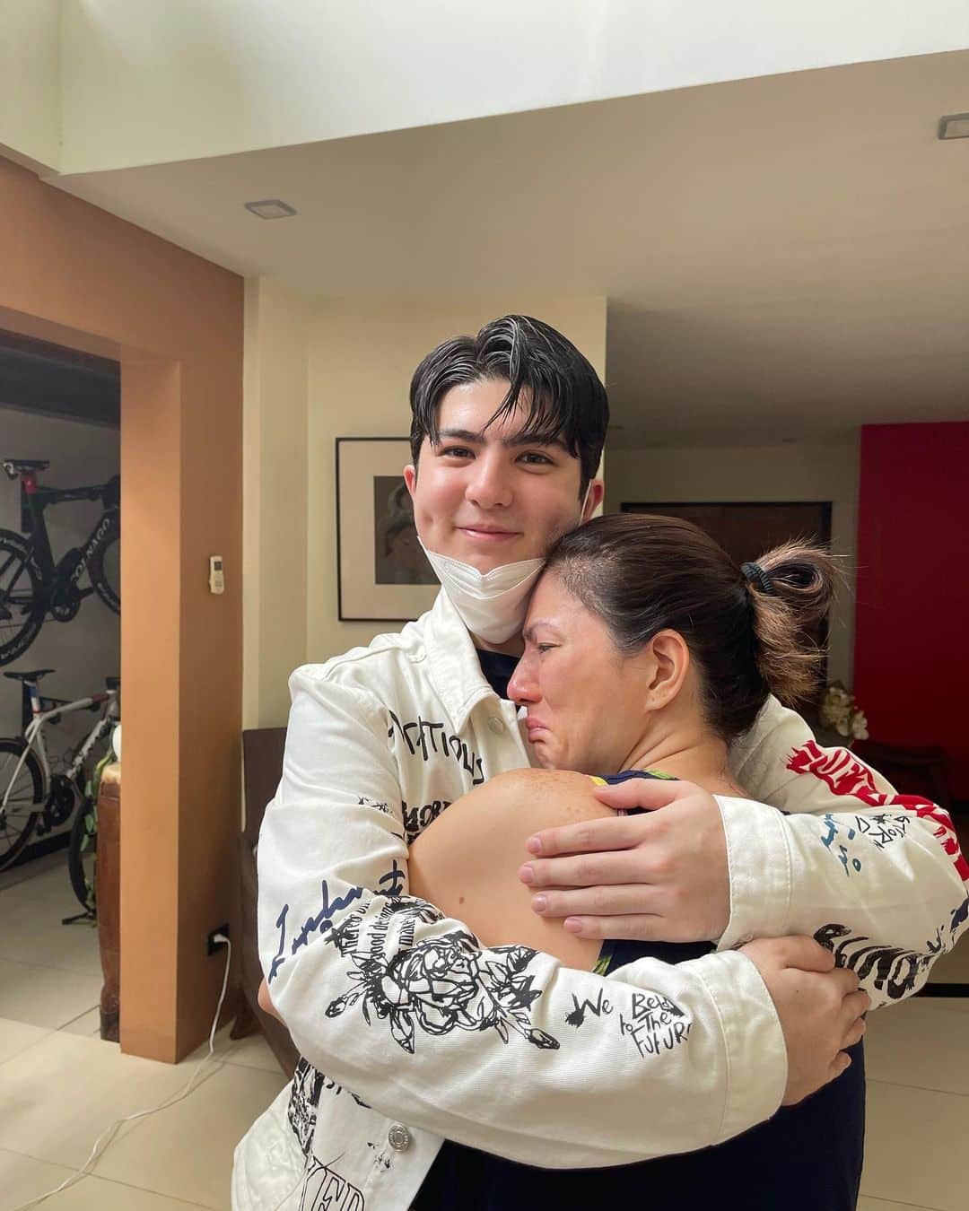 Carmina Villarroel gets emotional over Mavy Legaspi leaving for lock-in taping