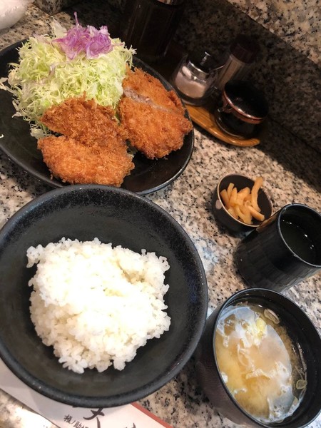 My Perfect Food Day: tonkatsu, cabbage, and miso soup