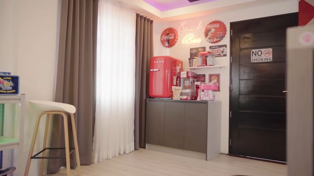 ANDREA BRILLANTES - room makeover, snack bar