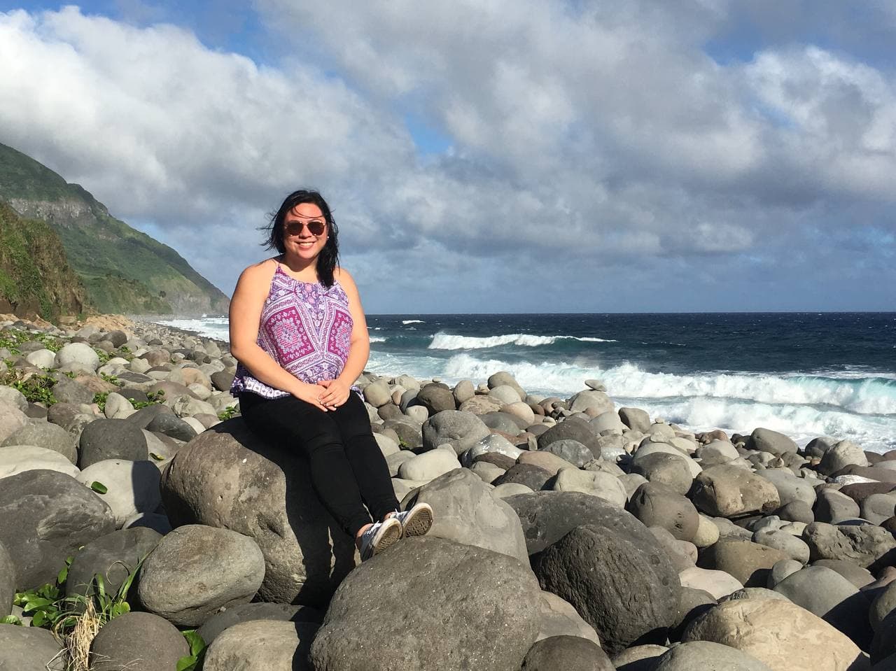 valugan boulder beach batanes