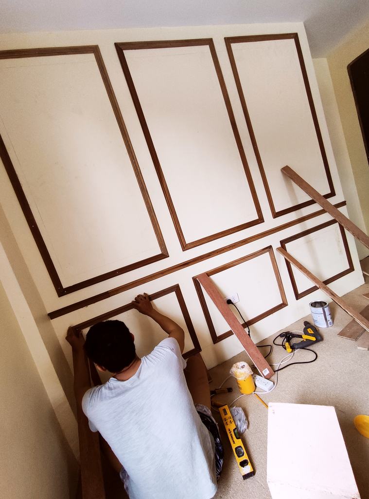 Room makeover under P15,000: wall mouldings