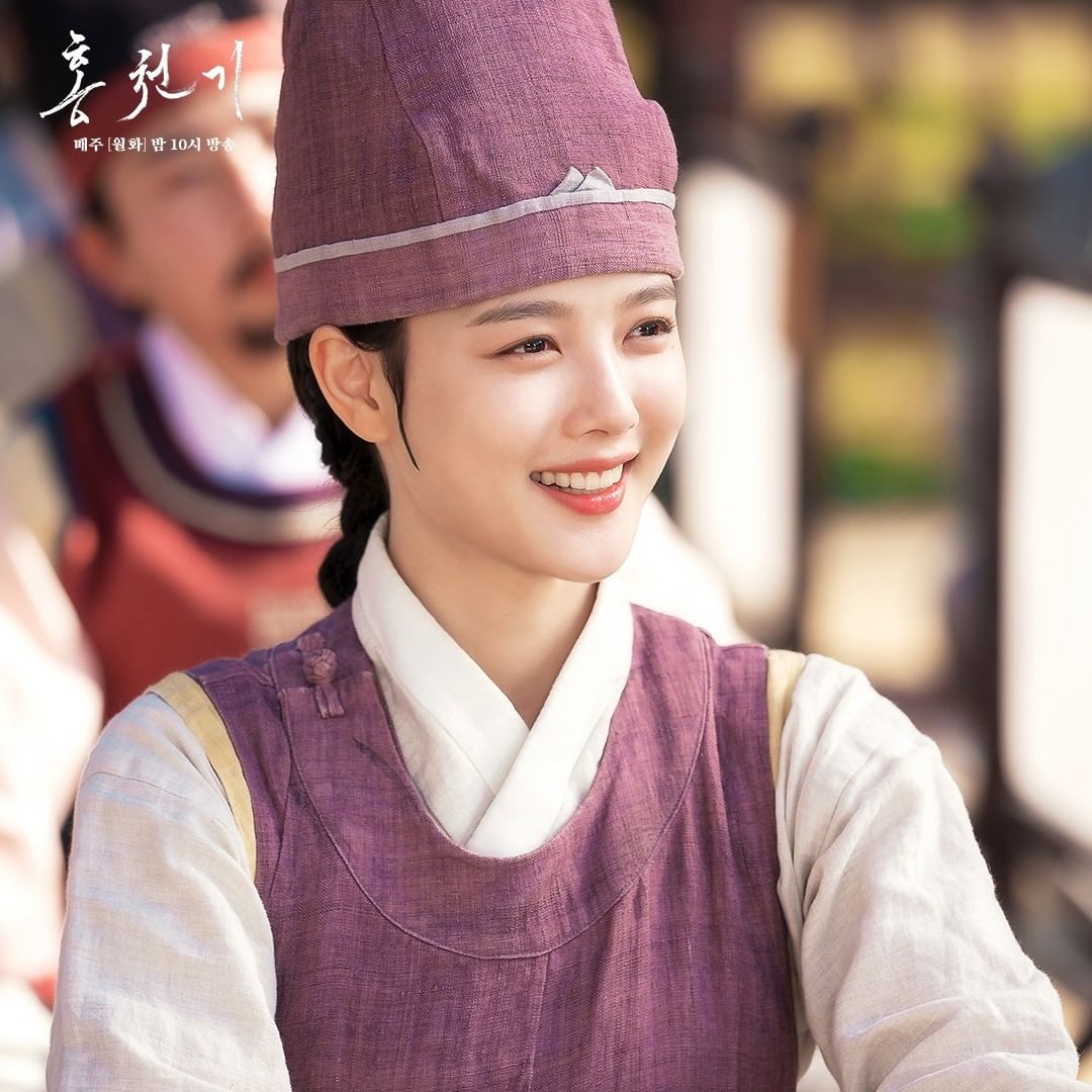 Kim Yoo Jung in Lovers Of The Red Sky