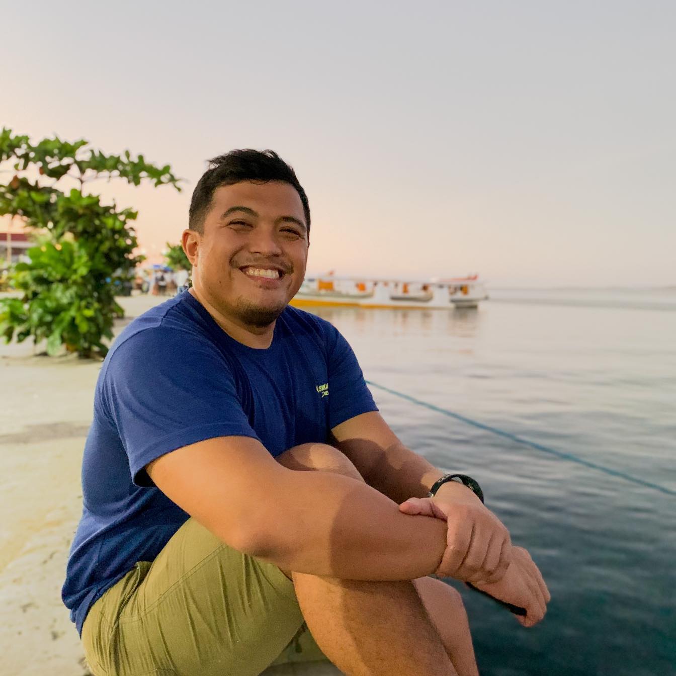 Dr. TJ Manalang, doctor based in Siargao