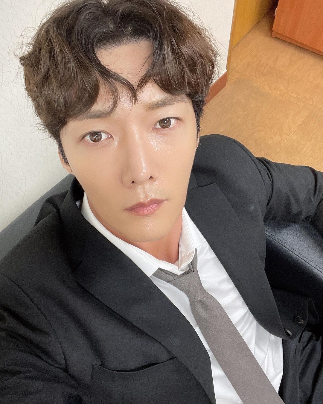 Choi Jin Hyuk writes apology letter following his recent controversy