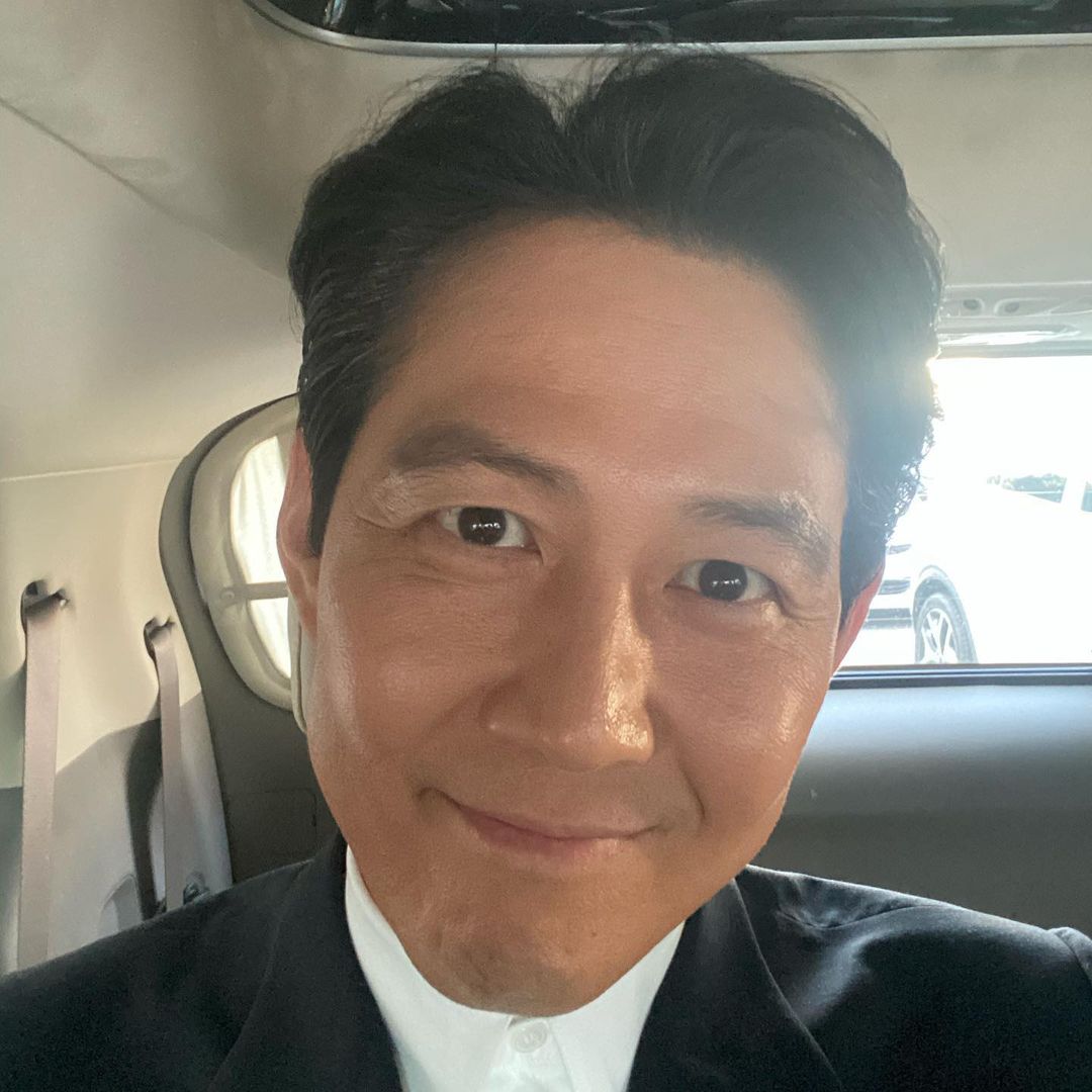 lee-jung-jae-selfie