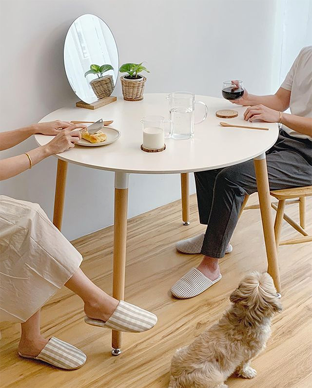 pinoy couple having coffee