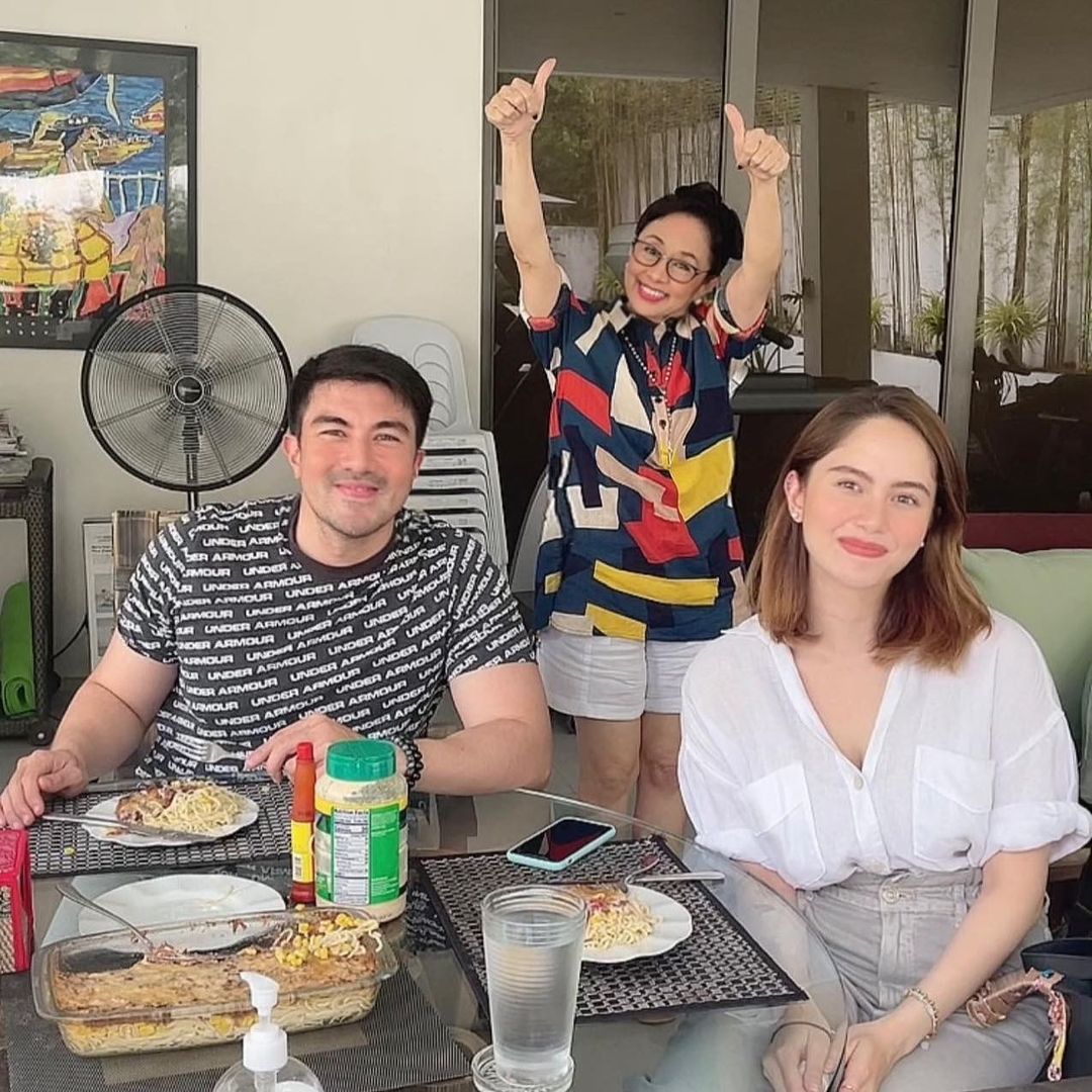 Vilma Santos-Recto spends time with her son Luis Manzano and daughter-in-law Jessy Mendiola.