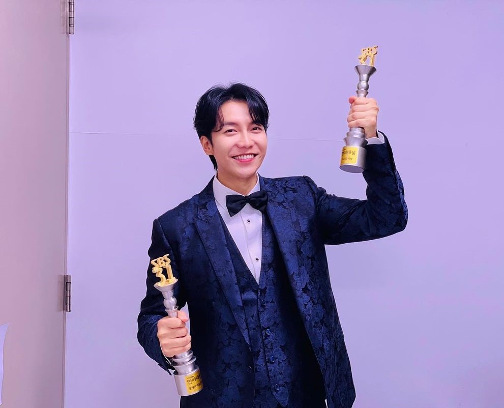 Lee Seung Gi 2021 SBS Entertainment Awards
