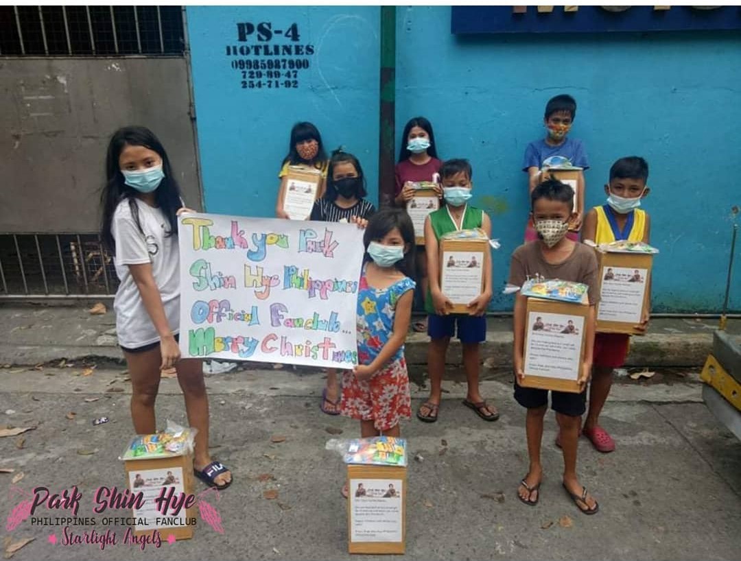 Park Shin Hye Philippines charity projects