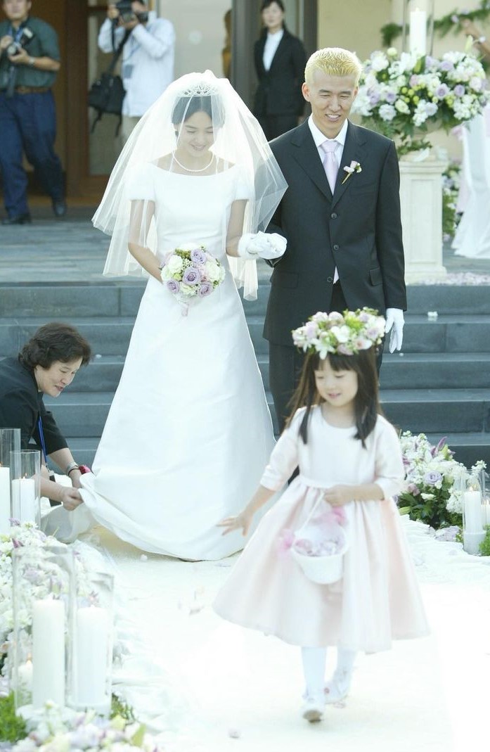 Sean and Jung Hye Young