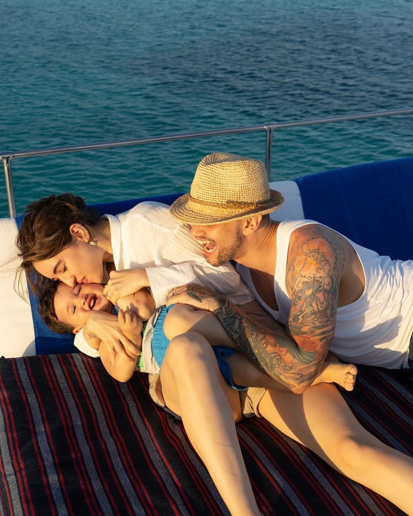 Coleen Garcia and Billy Crawford celebrate their fourth wedding anniversary in Amanpulo