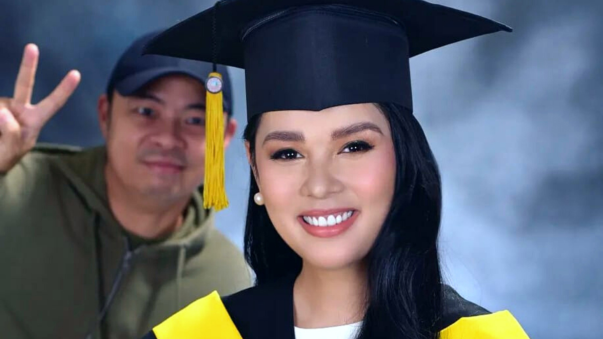 Neri Naig shares her graduation photo as she earns a degree in business administration