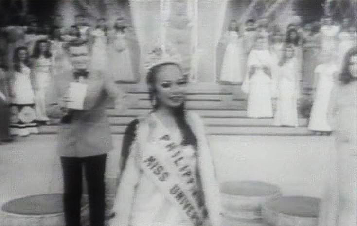 Gloria Diaz crowned Miss Universe 1969