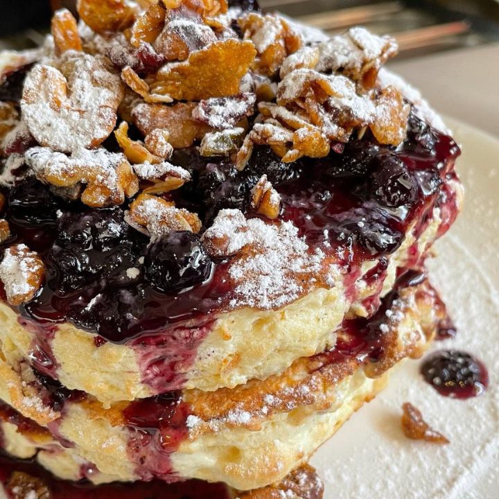 Bungalow maple blueberry & ricotta pancakes