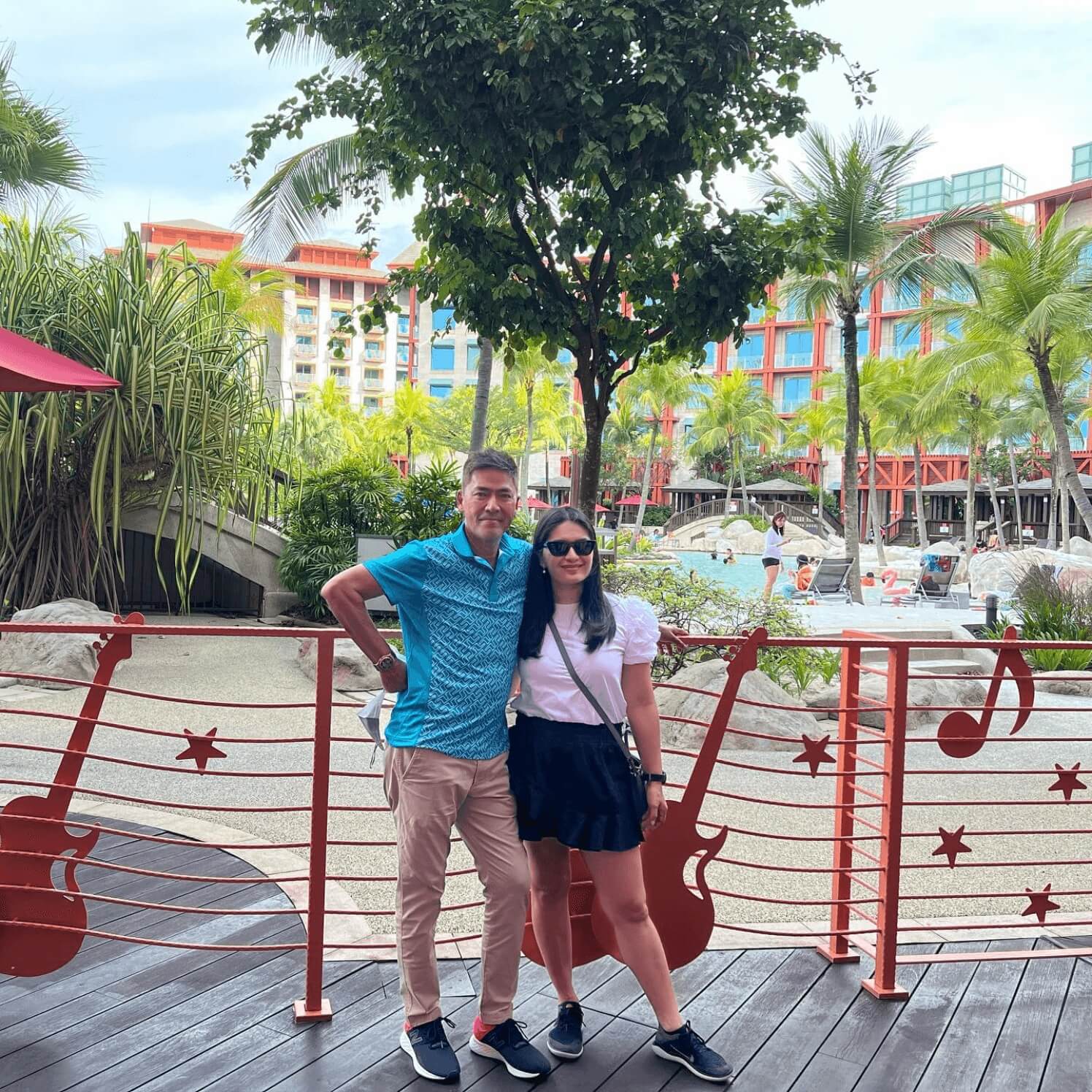 vic sotto, tali sotto, pauleen luna on vacation in singapore