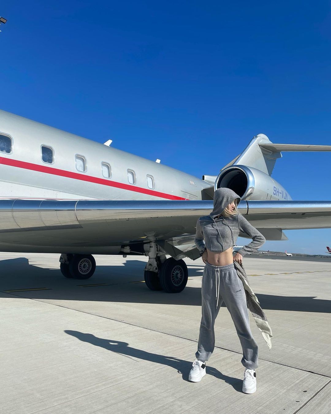 Lisa Travels To Paris, France With BTS' V And Park Bo Gum Via A Private Plane