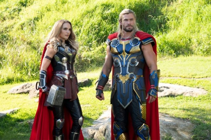 Thor and Jane/Mighty Thor in 'Thor: Love and Thunder'