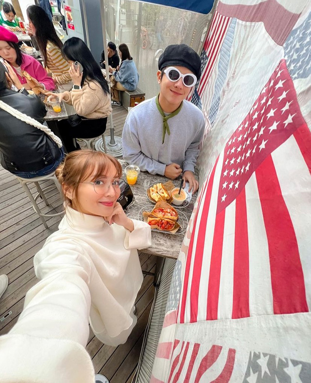 Kathryn Bernardo and Daniel Padilla's Coordinated OOTDs In Japan