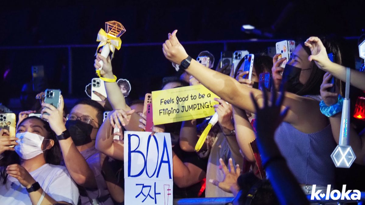PH Jumping BoA fans at Be You 2 in Manila