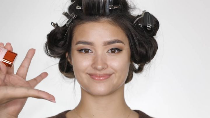 Patrick Starrr gives Liza Soberano a Miss Universe beauty queen makeover eyeliner