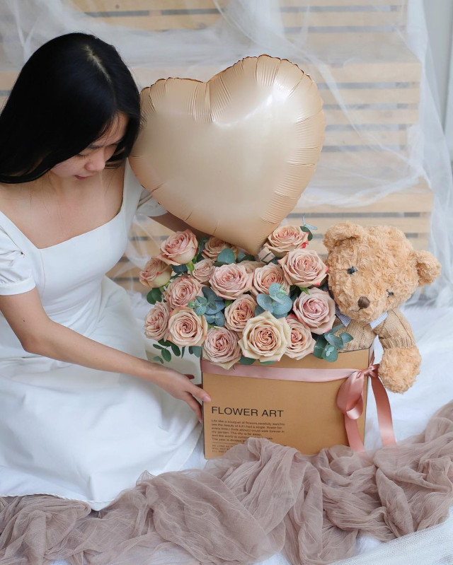 milos flower shop teddy bear bouquet