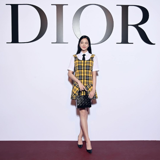 Jisoo wearing Dior