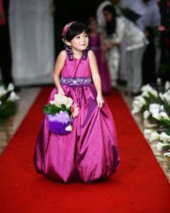 Belle Mariano 2007 flower girl wearing a Francis Libiran gown