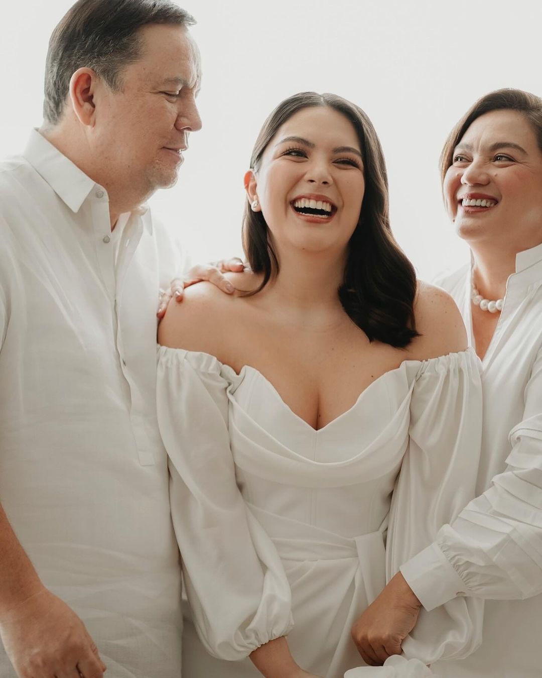 Ria Atayde pictured at her civil wedding with her parents Sylvia Sanchez and Art Atayde