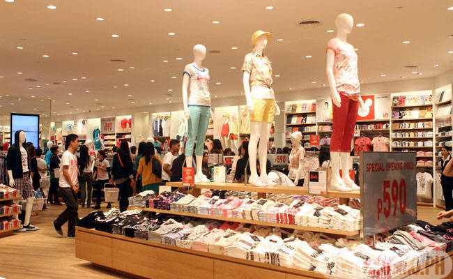 Discounts And Freebies Await Uniqlo Fans On Its Opening Week!