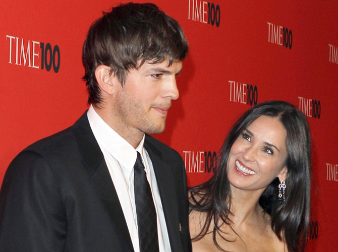 It's Official: Ashton Kutcher and Demi Moore Are Divorced