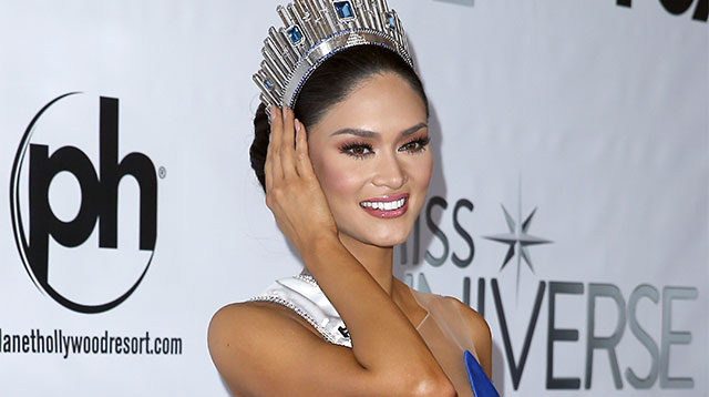 This Heartbreaking Backstage Footage Shows Pia Wurtzbach Breaking Down After The Pageant 1175