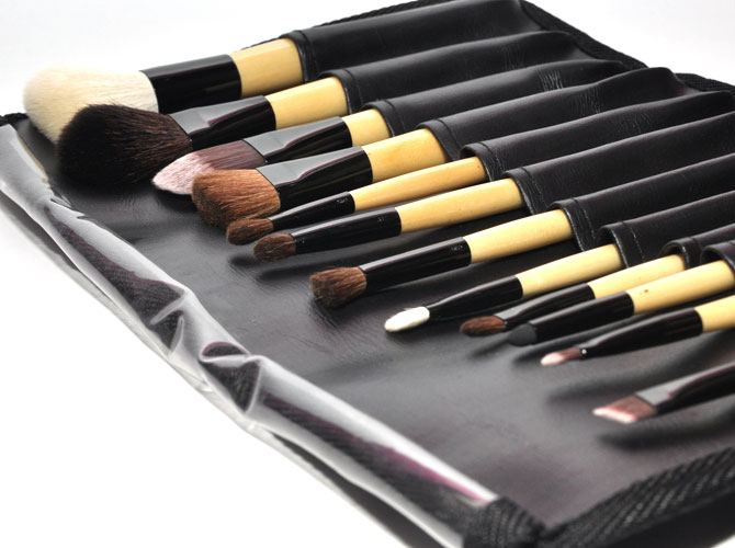 buy makeup brushes online