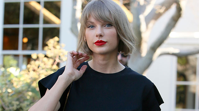 Taylor Swift Could Perform At Your Birthday Party—If Your Name Is Reese ...