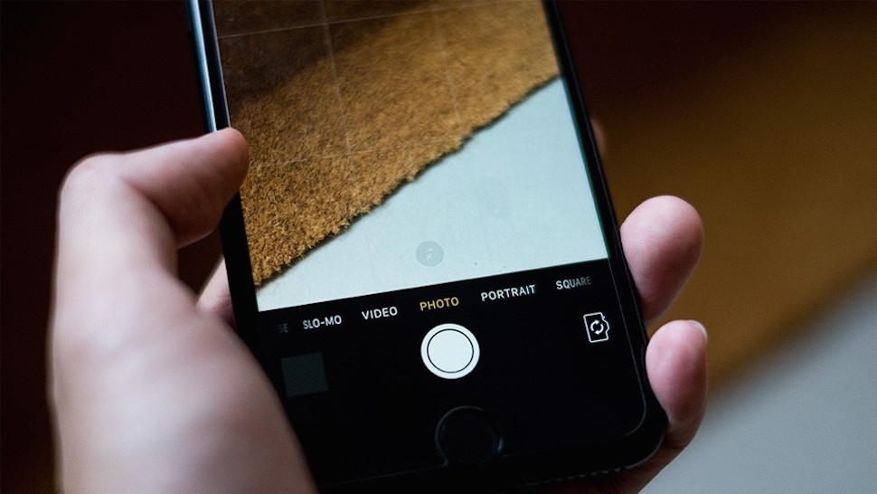 apple-shows-how-to-take-the-perfect-iphone-photo-esquire-ph