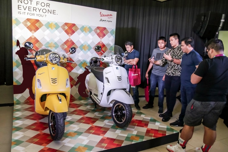 The Upgraded Vespa GTS 150 and GTS 300 Just Dropped