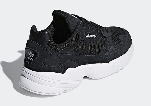adidas chunky runners