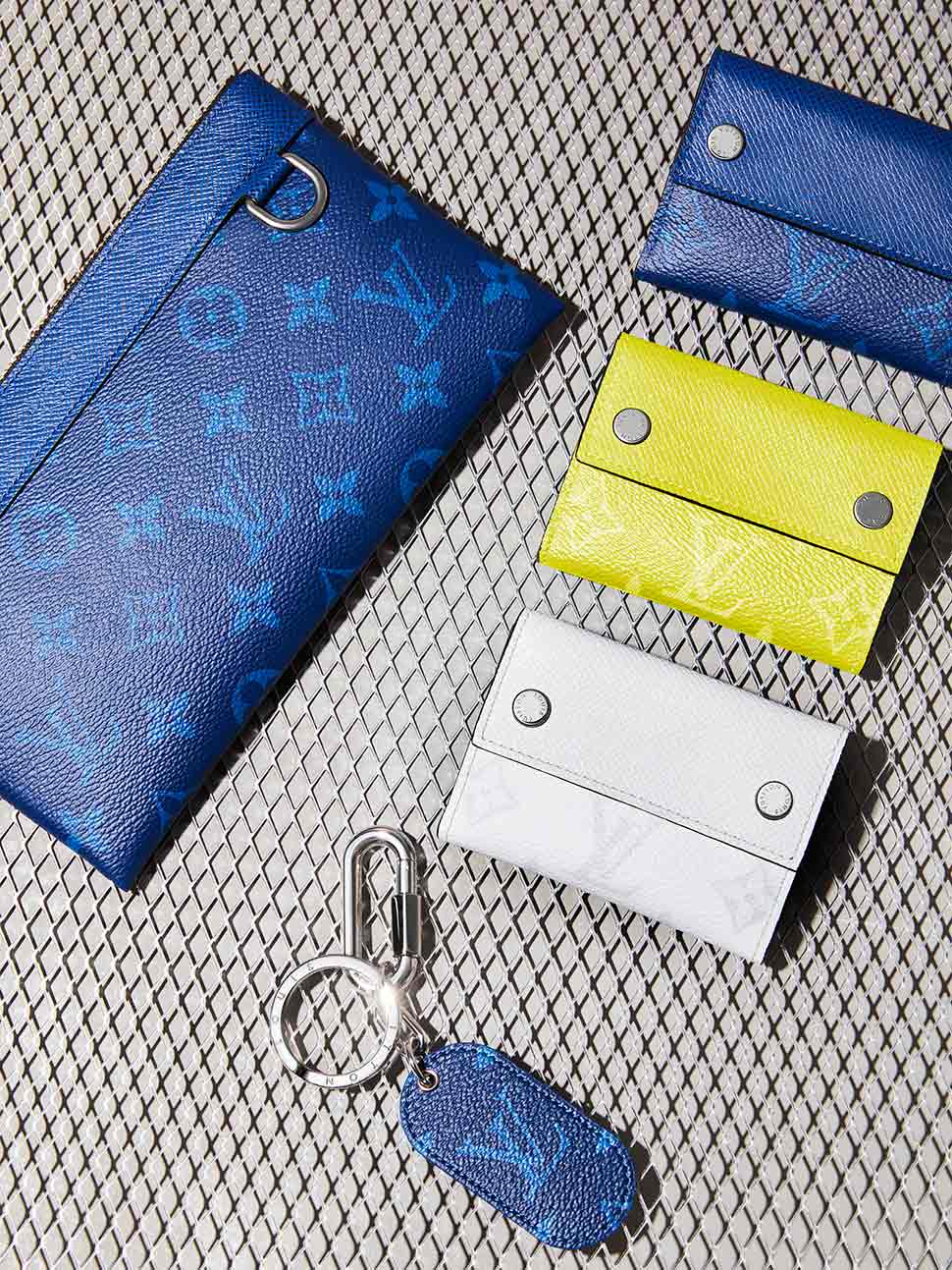 Louis Vuitton Discovery Compact Wallet Monogram Pacific Taiga Blue in Taiga  Leather/Coated Canvas with Silver-tone - US