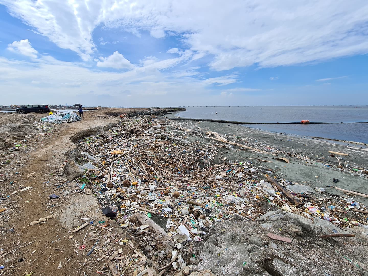 Filipino Fishermen Alarmed by Seabed Quarrying in Their Waters