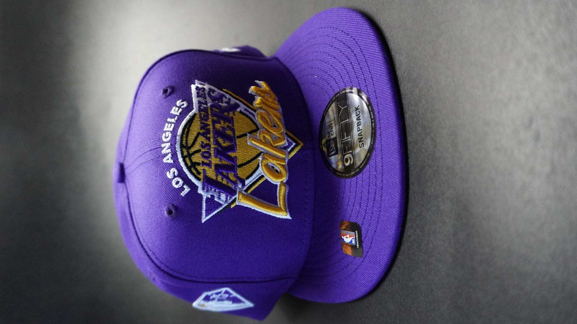 Los Angeles Lakers Mitchell & Ness NBA 75th Anniversary Snapback Hat - Black