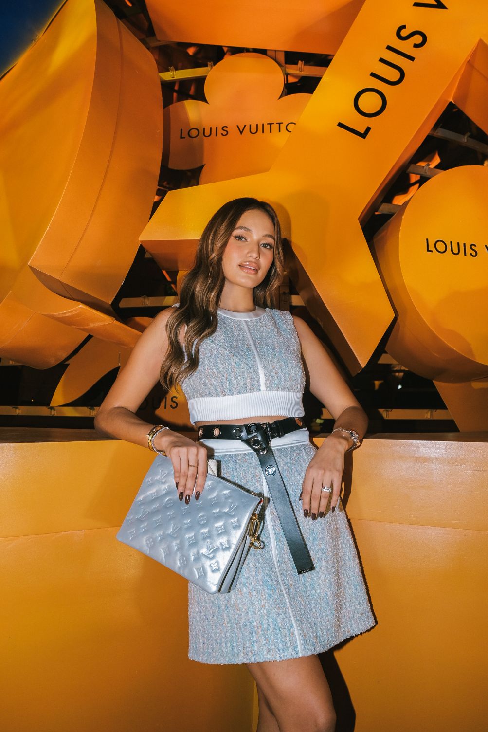 L'Officiel Philippines on X: #LouisVuitton ushers in the festive season by  bringing together stylish personalities and notable society fixtures to  light up the first Louis Vuitton Christmas tree in the Philippines led