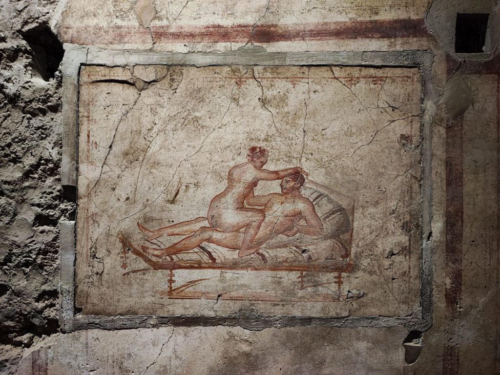 This Fresco of a God-Sized Penis Proves Even the Romans Were Obsessed With Big  Dick Energy