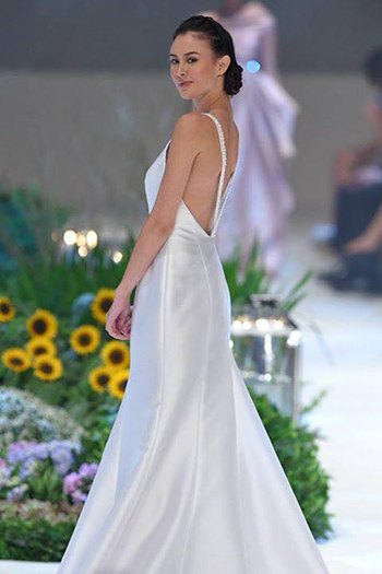 Rajo laurel wedding gown price best sale