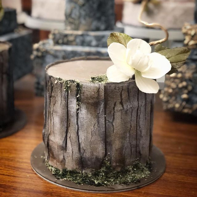 wedding cake designs: one-tiered cake