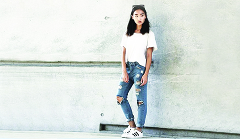 How to Wear Boyfriend Jeans Without Looking Sloppy