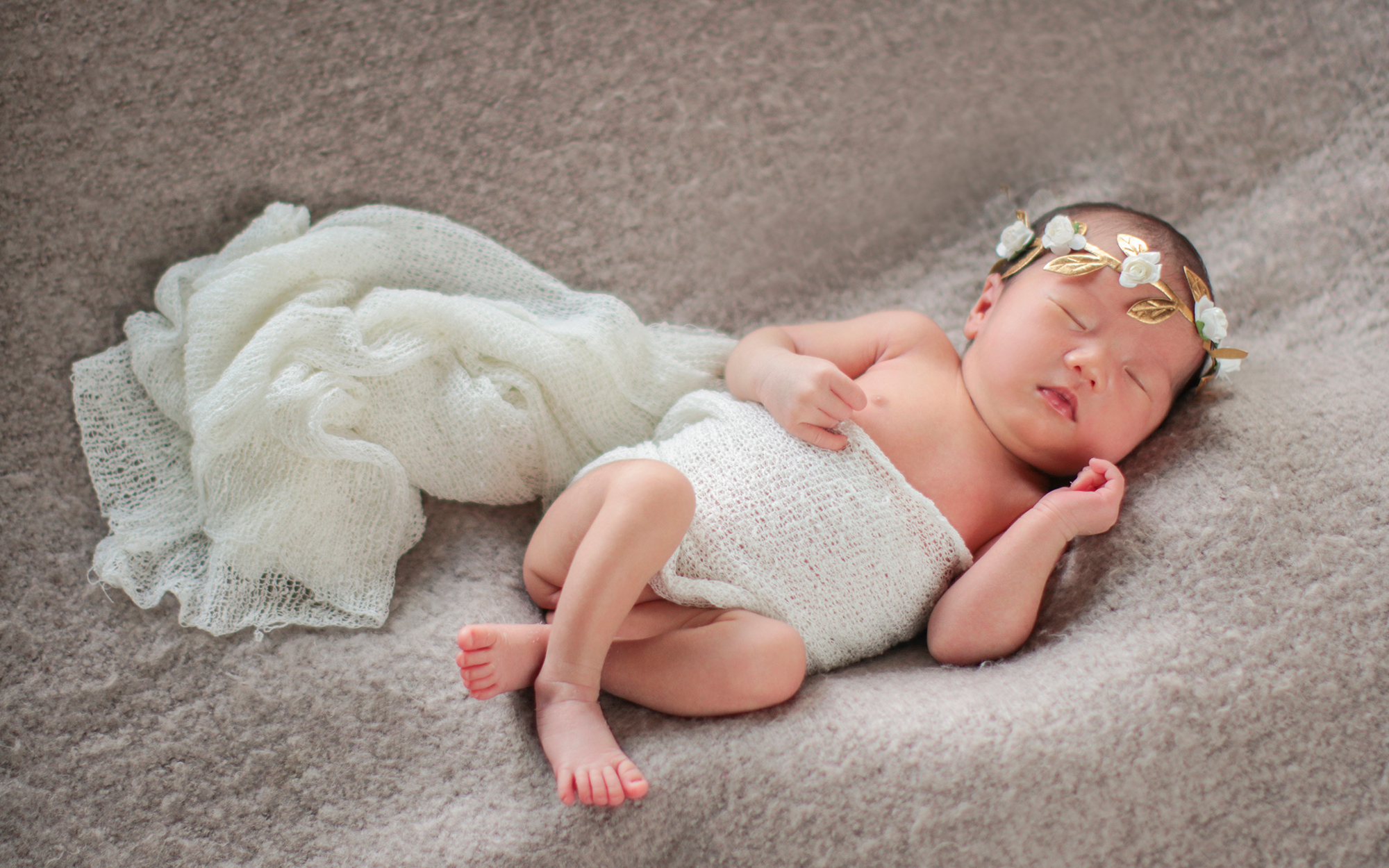 newborn pictorial