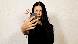 6 Tried And Tested Ways To Take Better Selfies