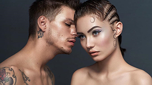 This Cosmetics Brand Showcased Male Models Wearing Makeup