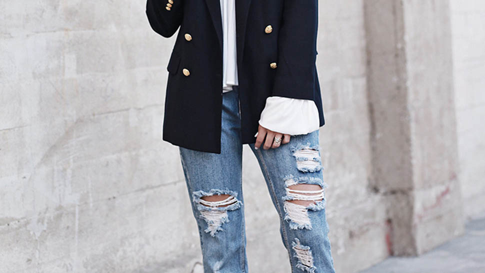 5 Styling Tricks To Make Your Distressed Jeans Look Sophisticated