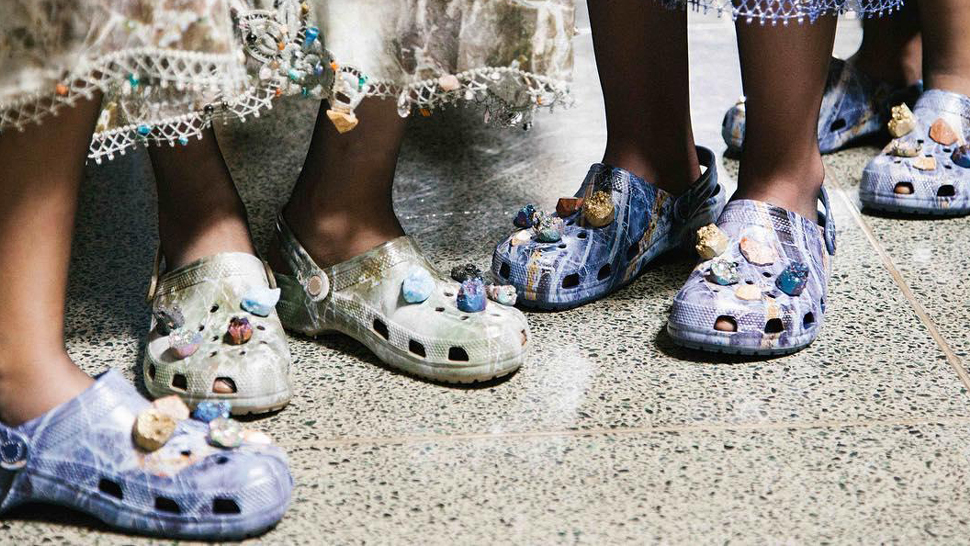 Crocs Made An Appearance At London Fashion Week