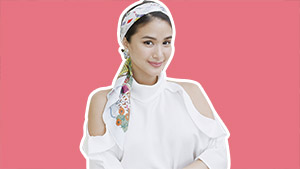 #previewchallenge: See How Many Ways Heart Evangelista Can Style Her Hermes Scarf